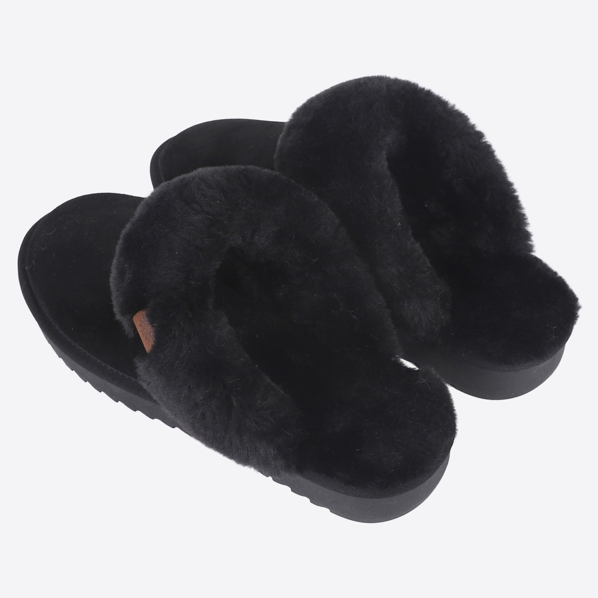 natthagi-black-suede-slippers-iceland_498.jpeg